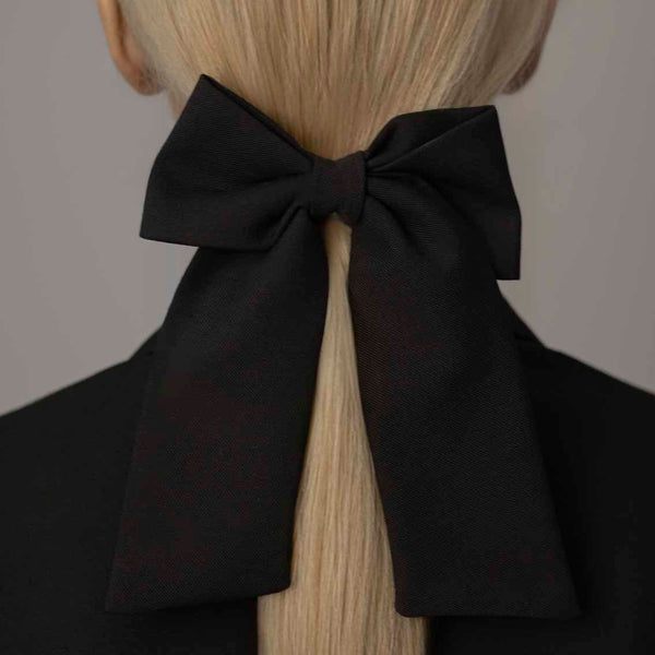 MINIMALIST HAIR BOW | CLASSIC BLACK MATTE CLIP