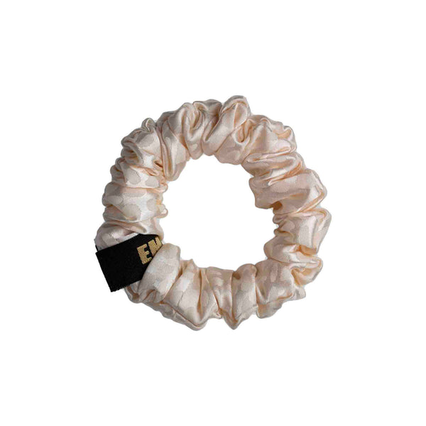 LIGHT DOTTED MATTE THIN SCRUNCHIE