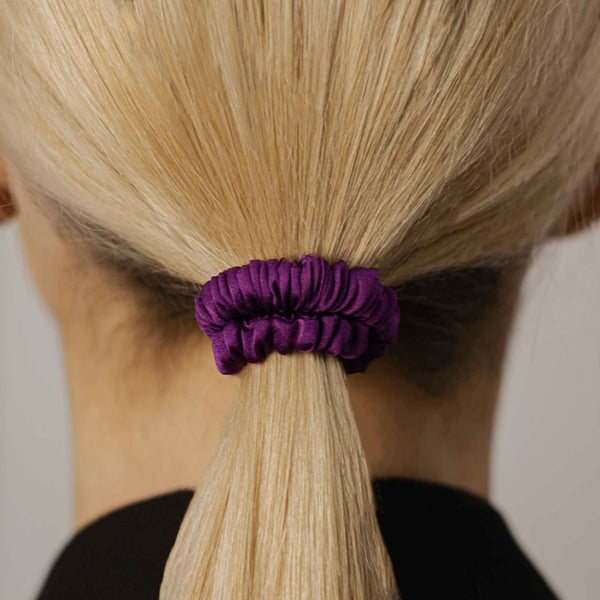 PURPLE SILK HAIR TIE OF MEDIUM THICKNESS | STORIEMS PLAUKAMS MidiMI